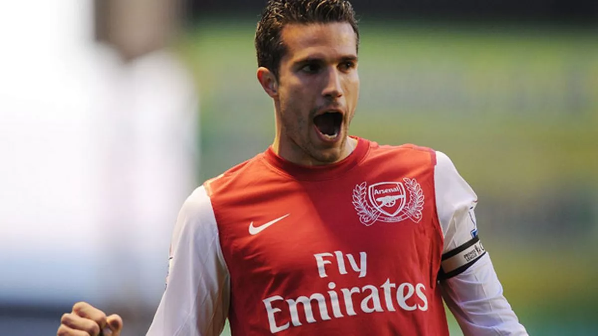 AC Milan's Ambitious Summer Raid: The Pursuit of Arsenal’s Robin van Persie